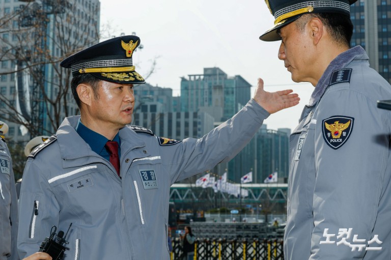 서울경찰청장, BTS 공연 앞두고 광화문광장 현장점검