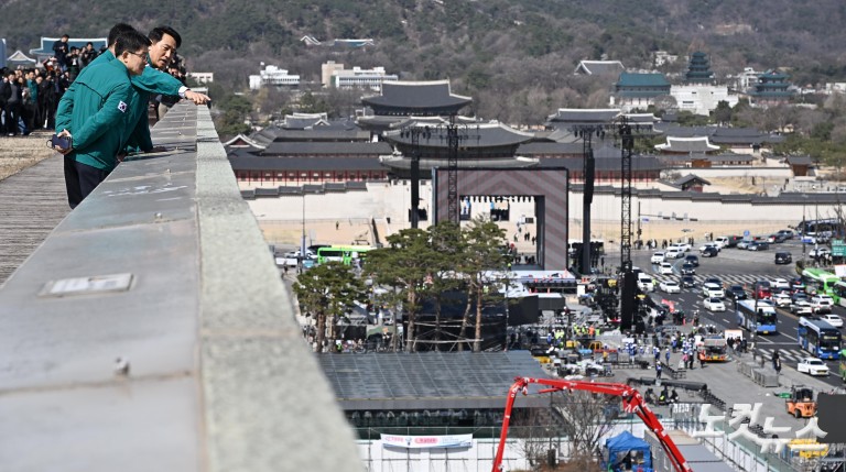 오세훈 서울시장, BTS 광화문 공연 시설 점검