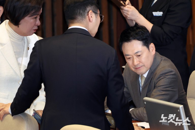 공소청법 본회의 상정, 국민의힘 필리버스터 시작