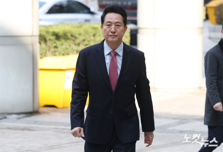 오세훈 시장, '여론조사비 대납' 의혹 3차 공판