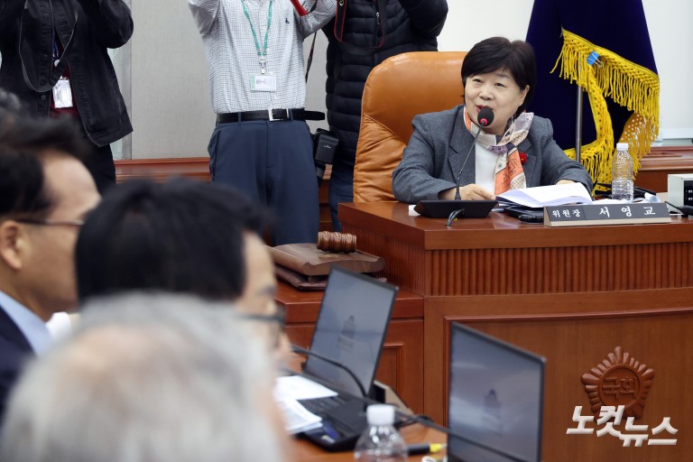 정치검찰조작기소 국조특위 제1차 회의