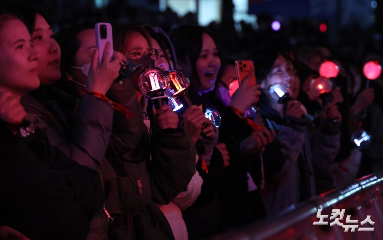 BTS 컴백 기다렸어요