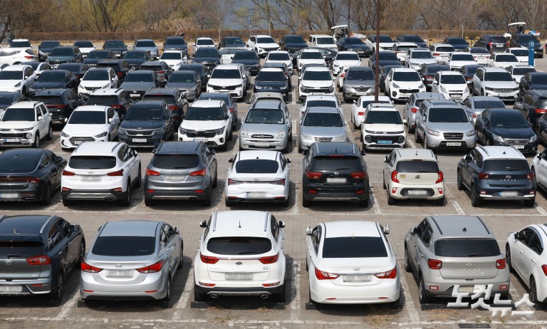 '원유 수급 불안'...내일부터 공공기관 차량 5부제 시행