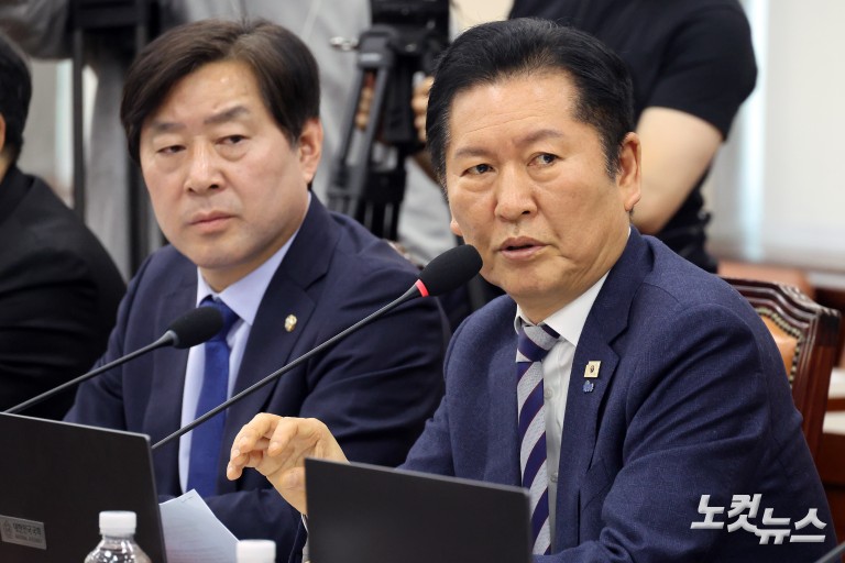 국회 국방위원회 전체회의