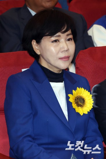 민주당, 국회에서 서울 현장 최고위원회의