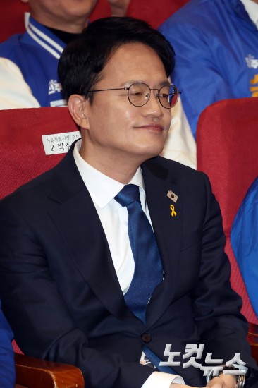 민주당, 국회에서 서울 현장 최고위원회의