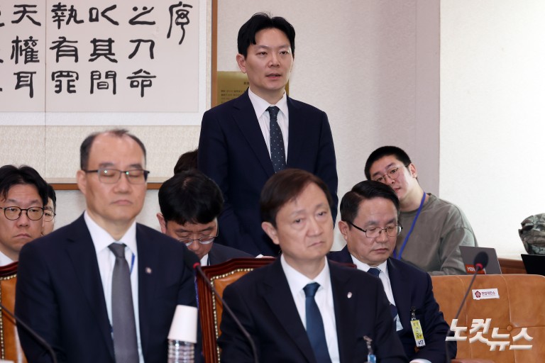 박상용 검사 '증인선서 거부'