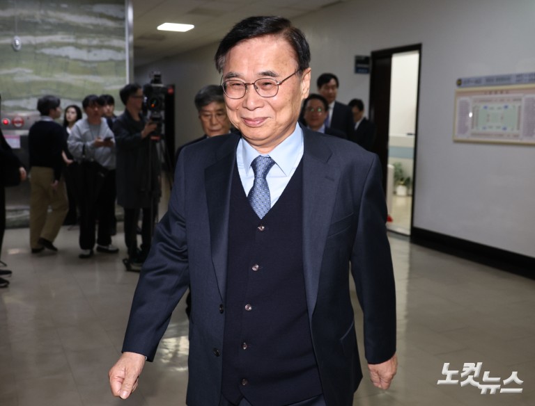 국회 정보위원회 전체회의