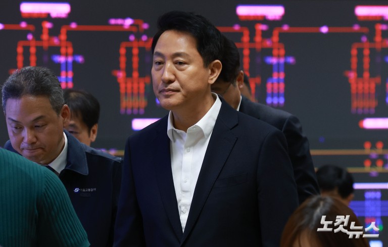 오세훈, 지하철 혼잡 줄일 '무선통신 제어시스템' 점검