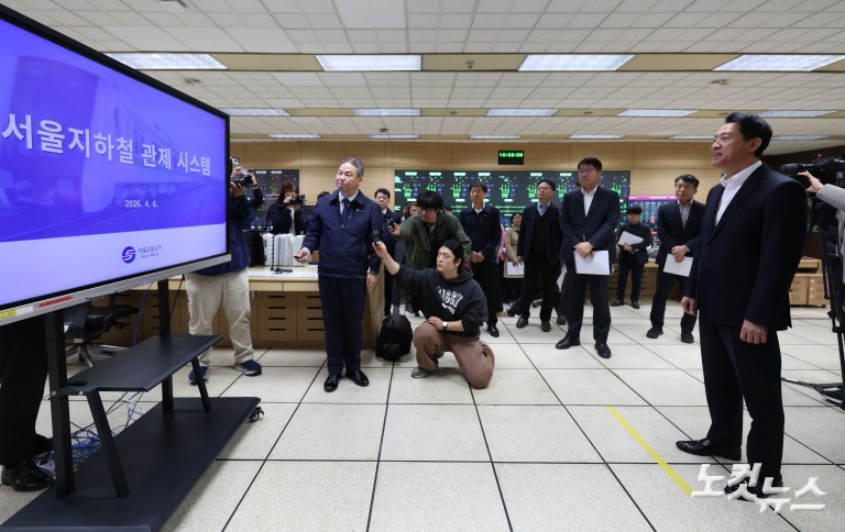 오세훈, 지하철 혼잡 줄일 '무선통신 제어시스템' 점검