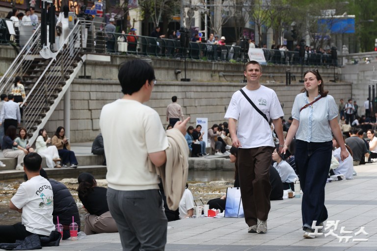 4월에 28도?…때 이른 초여름 날씨