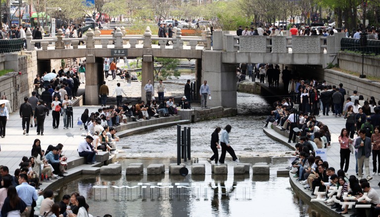 4월에 28도?…때 이른 초여름 날씨