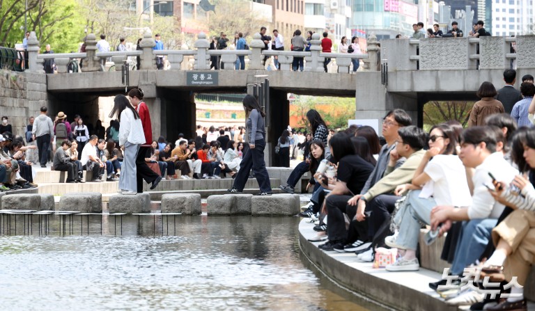 4월에 28도?…때 이른 초여름 날씨