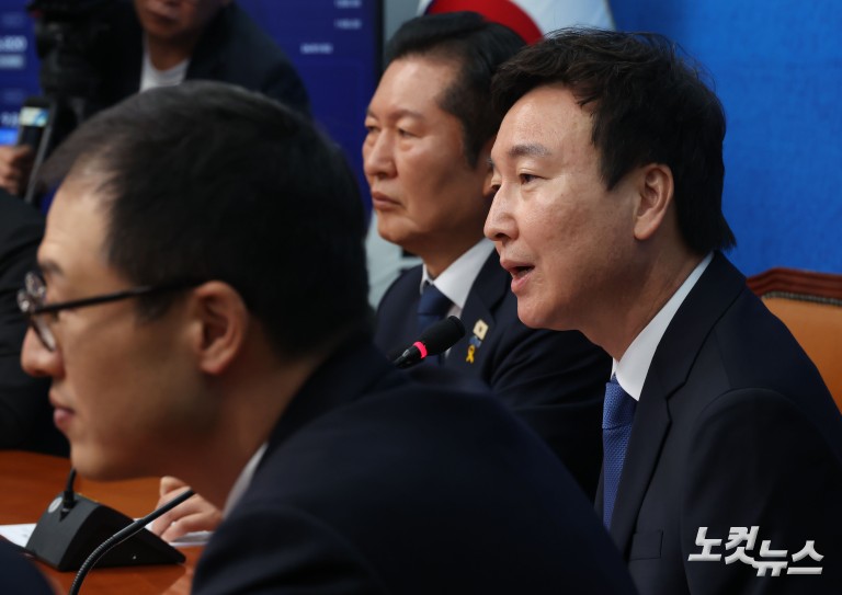 민주당, '1호 인재' 전태진 변호사 영입…울산 남구갑 보궐 출마