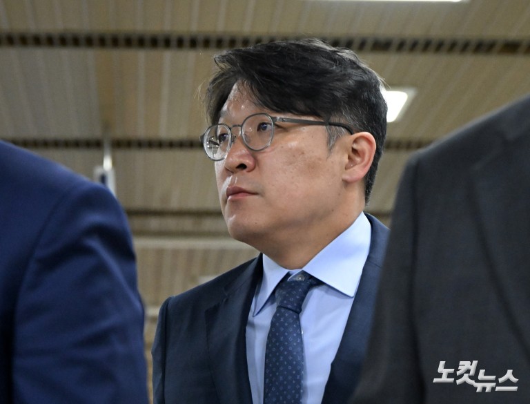 '김건희 그림 청탁' 김상민 전 검사, 2심 마무리