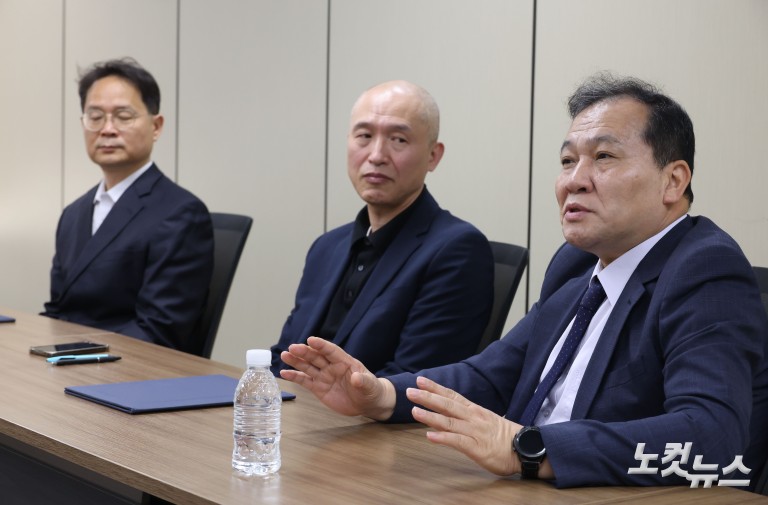 CBS M&C-뉴럴웨이브 AI 사업 협력 업무협약
