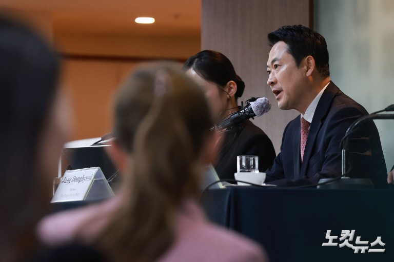 장동혁 대표, 외신기자 간담회