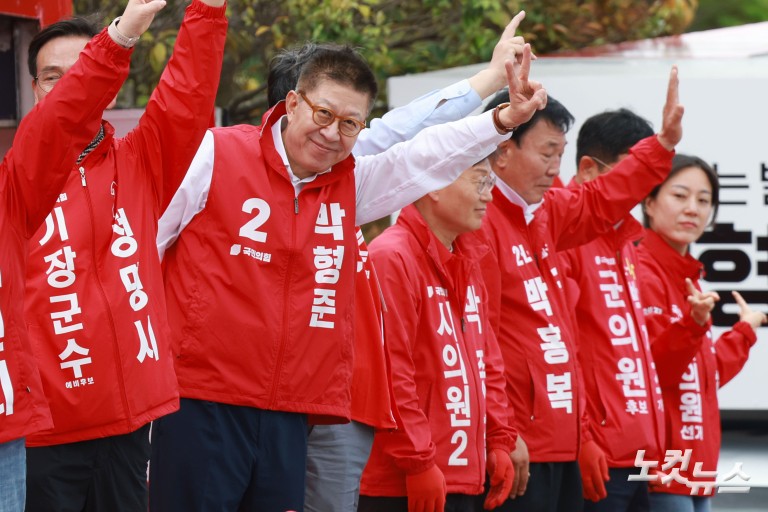 박형준 부산시장 후보, 출근길 인사