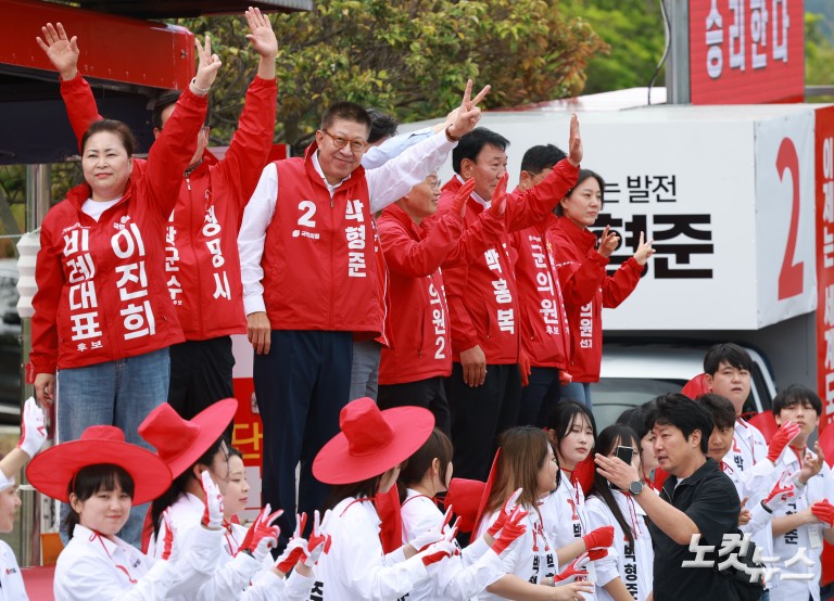 박형준 부산시장 후보, 출근길 인사