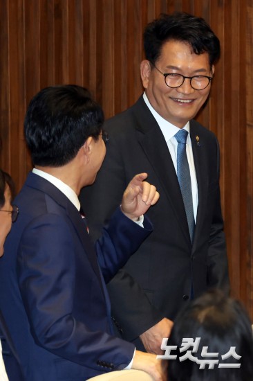 국회 본회의, 국회의장·부의장 선출 및 재보궐선거 의원선서