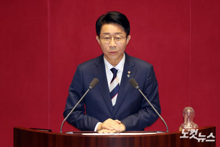 국회 본회의, 국회의장·부의장 선출 및 재보궐선거 의원선서