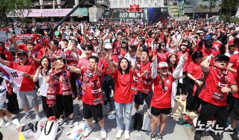 북중미 월드컵 거리 응원 ‘열기’