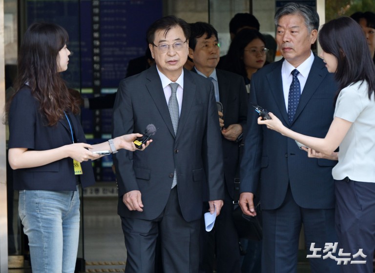 '서해 공무원 피격' 서훈·김홍희 항소심도 무죄