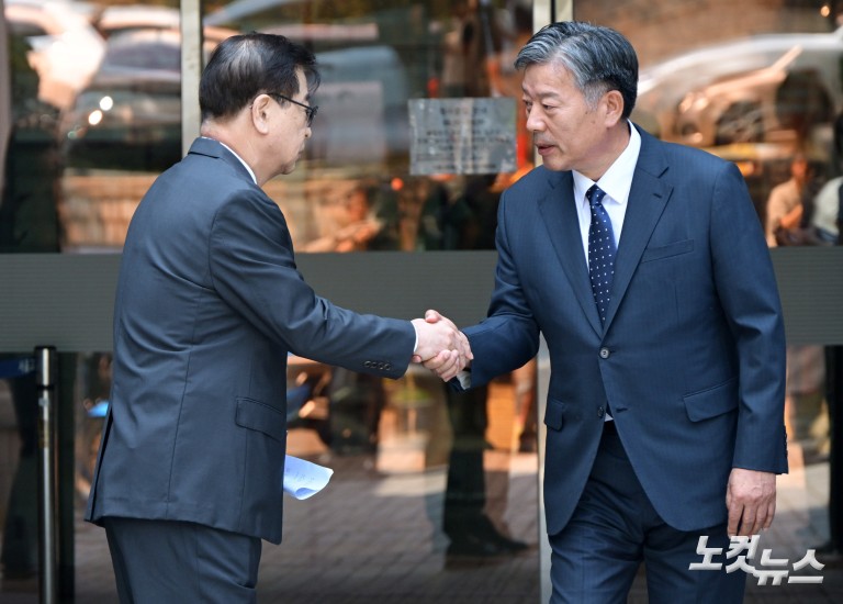 '서해 공무원 피격' 서훈·김홍희 항소심도 무죄