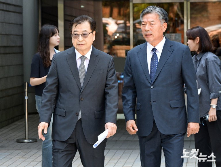 '서해 공무원 피격' 서훈·김홍희 항소심도 무죄