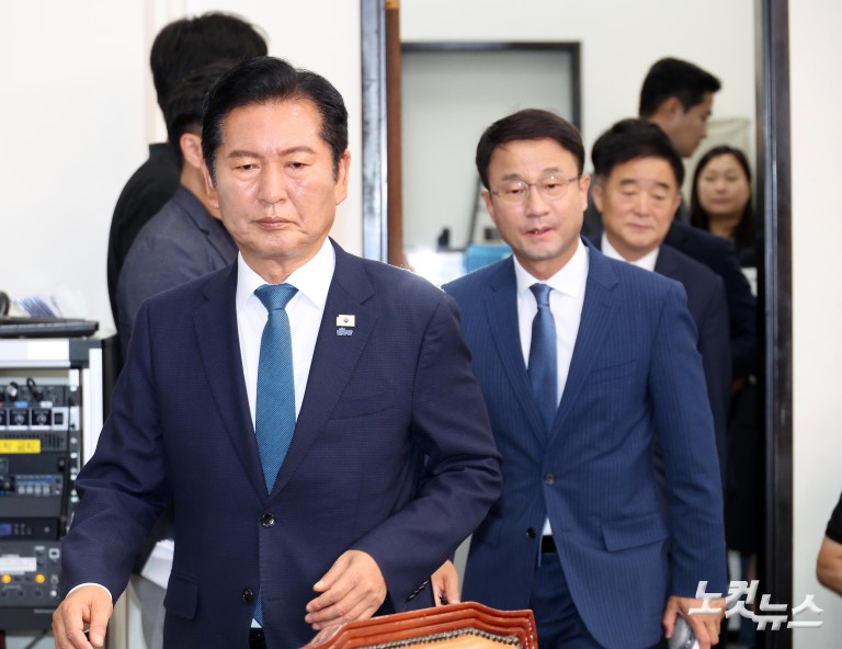 정청래 대표직 사퇴
