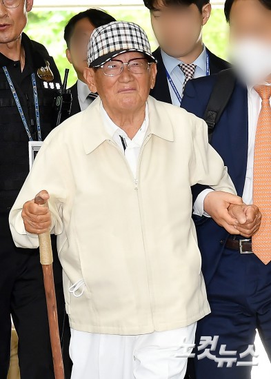 '국민의힘 집단 입당' 신천지 이만희, 구속 기로