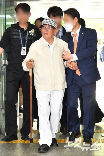 '국민의힘 집단 입당' 신천지 이만희, 구속 기로