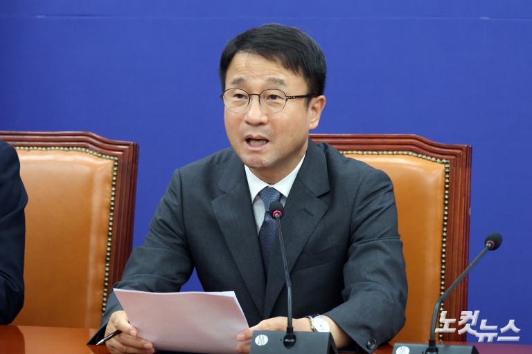 더불어민주당 원내대책회의