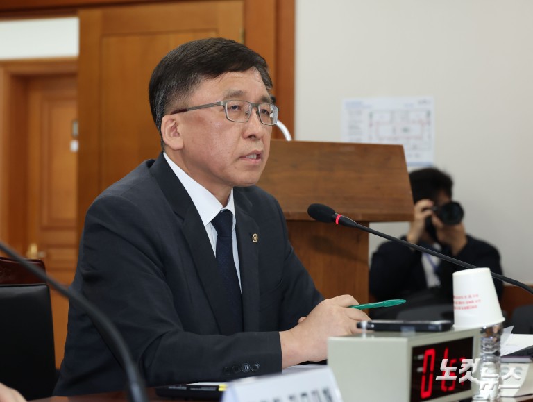 투표용지 부족사태 국조특위, 중앙선관위 현장조사