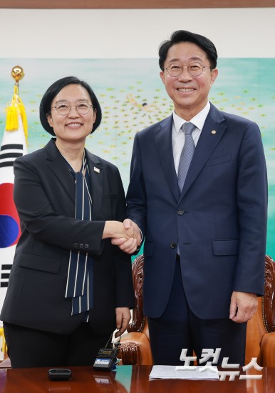조정식 국회의장 예방한 한성숙 국무총리