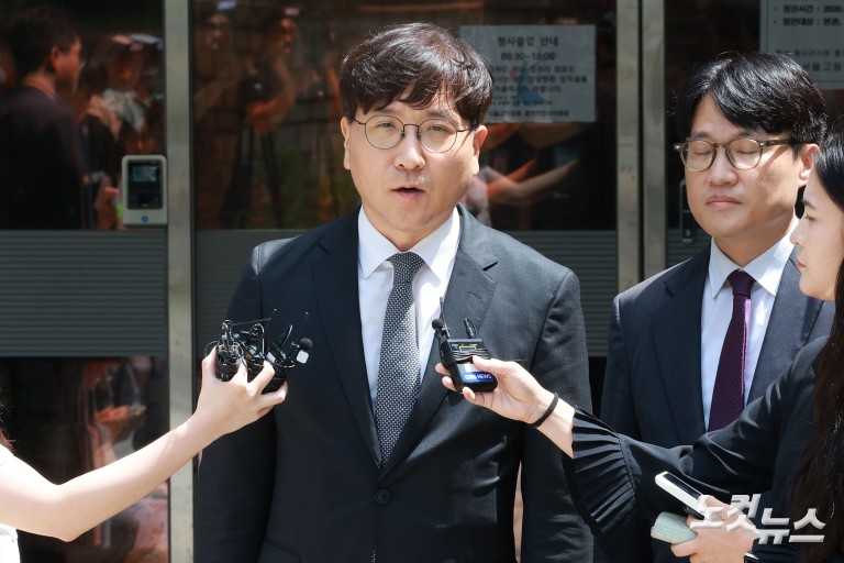 법원 “최태원, 노소영에게 재산분할금 9440억원 지급”