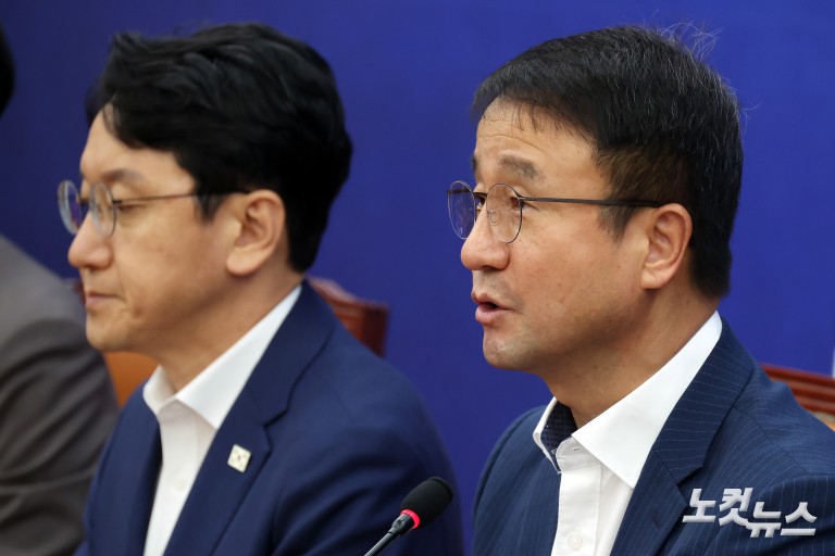 더불어민주당 원내대책회의