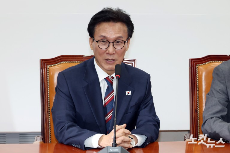 민주당 김민석 대표, 국민의힘 장동혁 대표 예방