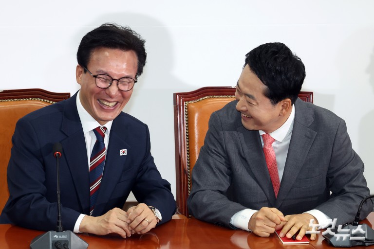 민주당 김민석 대표, 국민의힘 장동혁 대표 예방