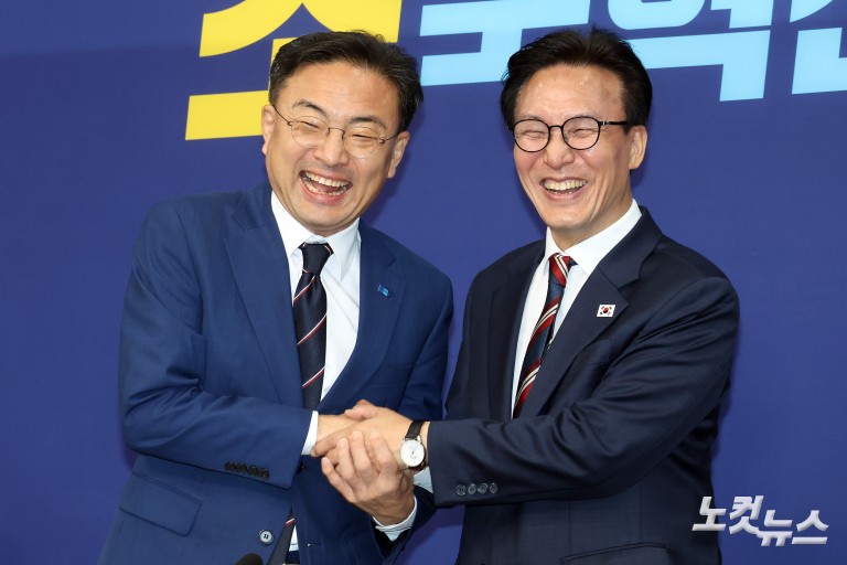 조국혁신당 신장식 대표 예방한 민주당 김민석 대표