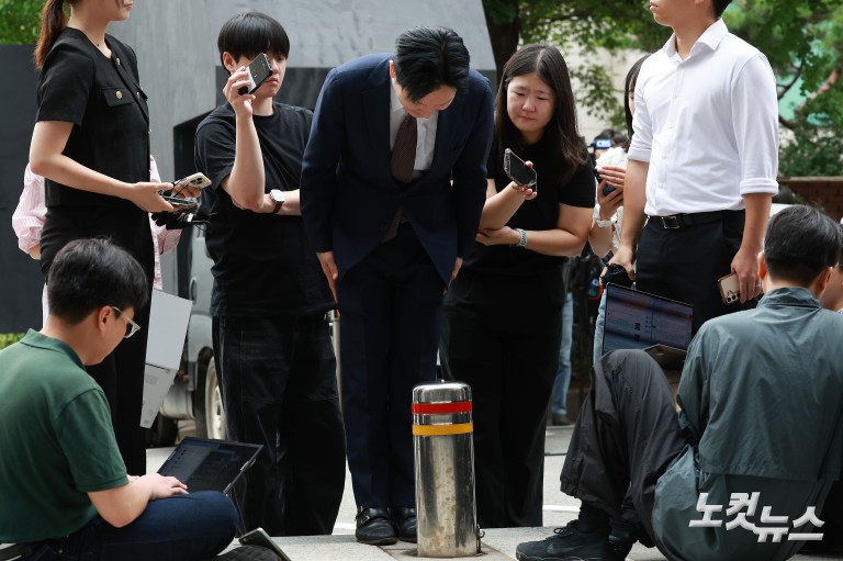 경찰, '국조특위 선서 거부' 박상용 검사 첫 소환