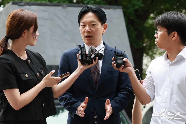 경찰, '국조특위 선서 거부' 박상용 검사 첫 소환