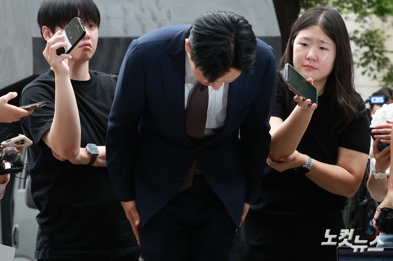 경찰, '국조특위 선서 거부' 박상용 검사 첫 소환