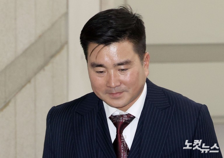 '국회 침투' 김현태 전 707단장, 1심 선고