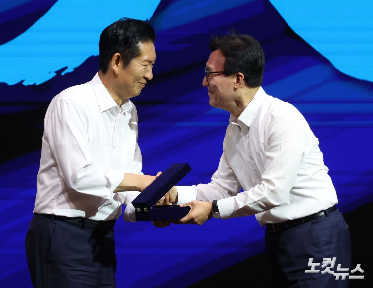 민주당, 정기국회 대비 워크숍