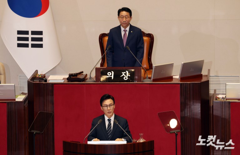 연설 후 국민의힘 찾아간 김민석 대표