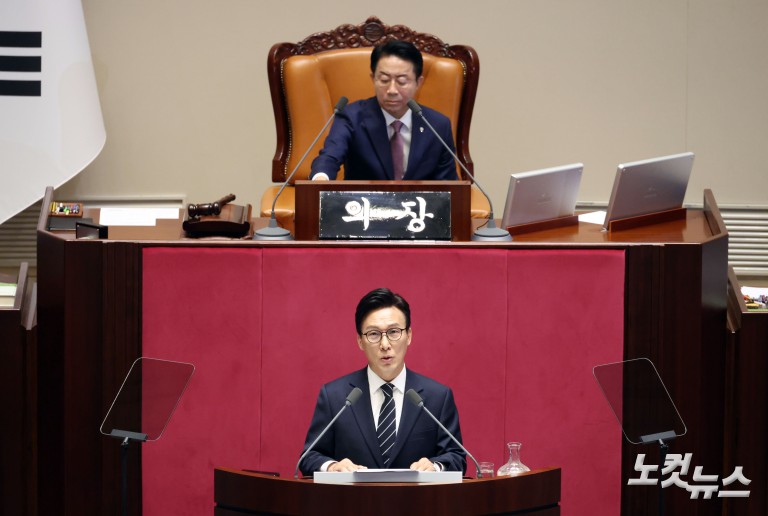연설 후 국민의힘 찾아간 김민석 대표