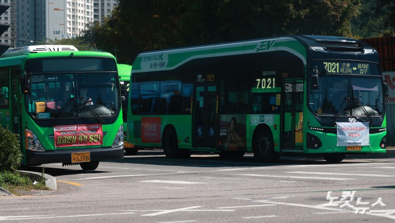 서울 시내버스 파업 'D-1'…노사, 막판 줄다리기