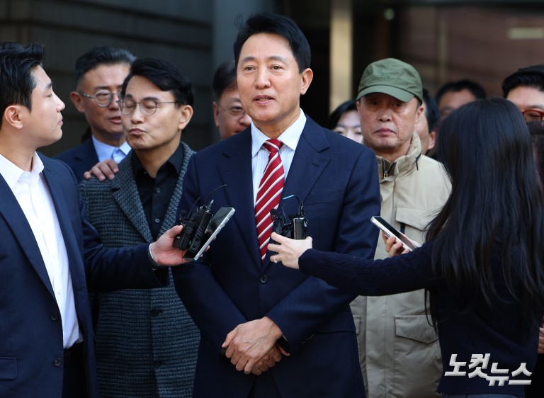 오세훈, '명태균 여론조사' 항소심 무죄…시장직 유지