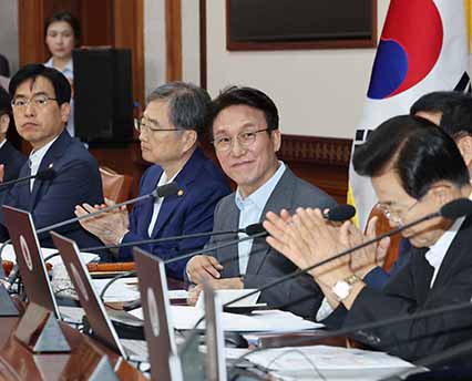 김 총리 "李대통령 집중력 중심으로 국력 키우자"